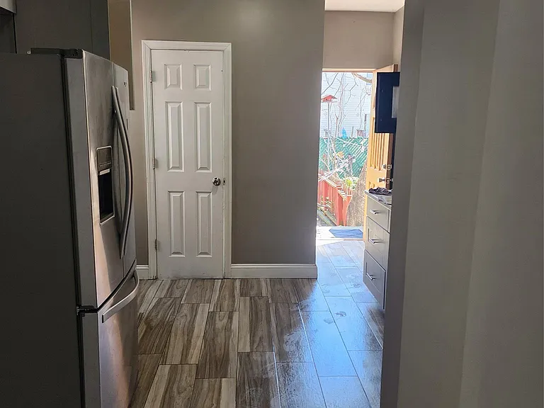 11 Coonley Ct — Photo 26