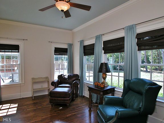 5th image of 1097 Green Street Cir