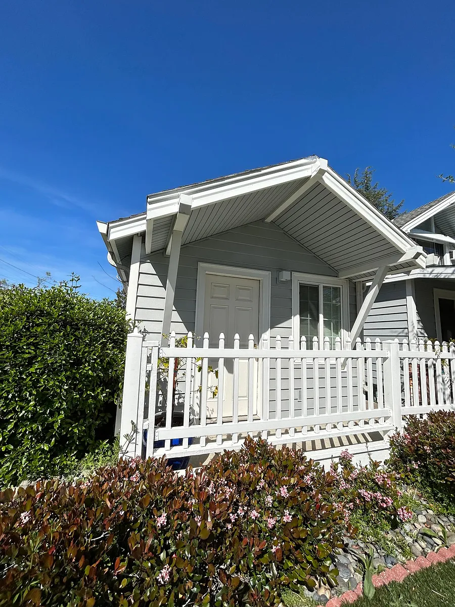 Building Photo - 4101 Cobblestone Dr