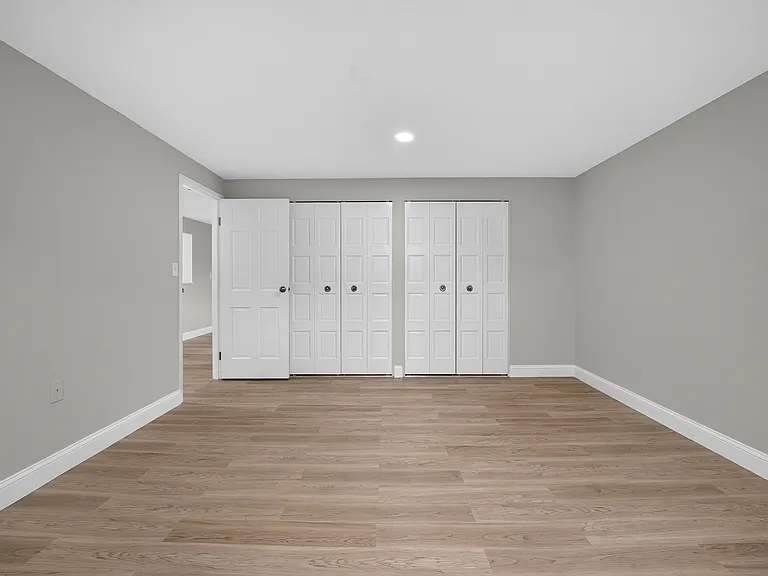 2 Ocean Ave #5 — Photo 12