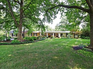 16 Terrace Gdns, Saint Louis, MO 63131