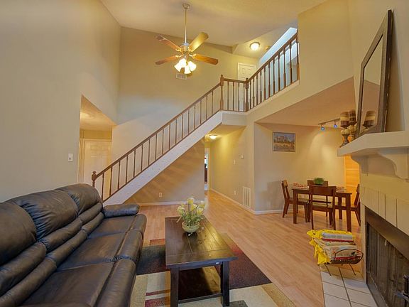 3rd image of 12107 Green Ledge Ct APT 301