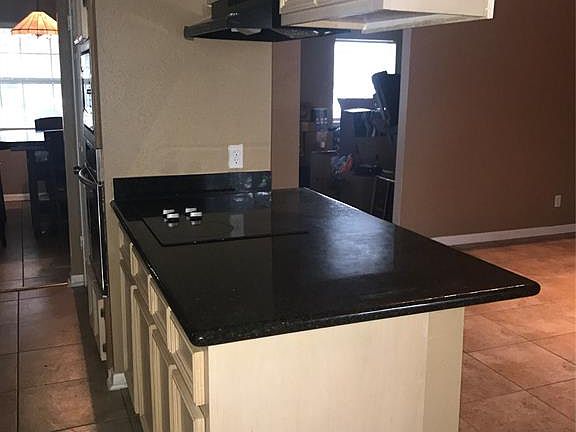 3rd image of 10919 Sageyork Dr