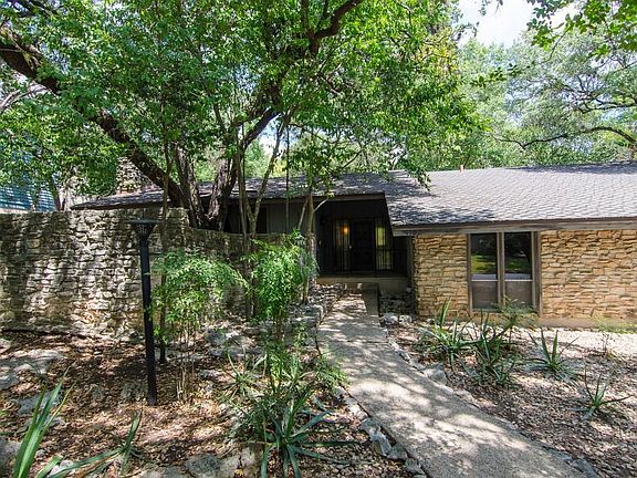 4th image of 4102 Cat Hollow Dr
