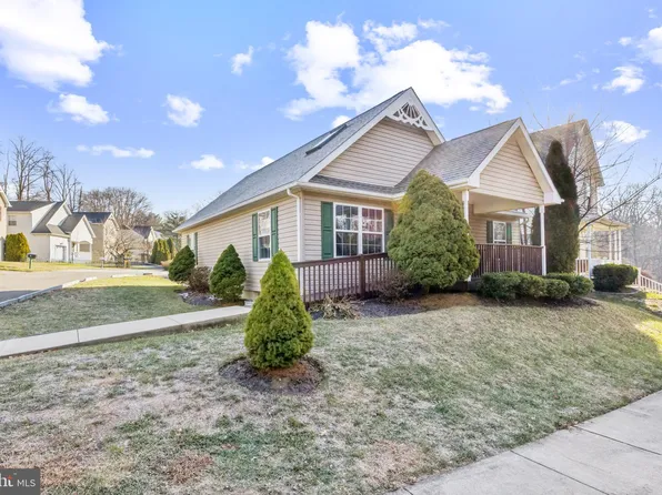 4118 Yorktown Dr, Upper Chichester, PA 19061