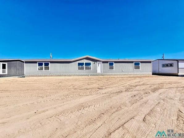 4206 Valencia St, Carlsbad, NM 88220