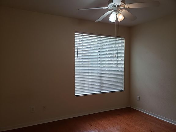 3rd image of 13703 N Richmond Park Dr #2103