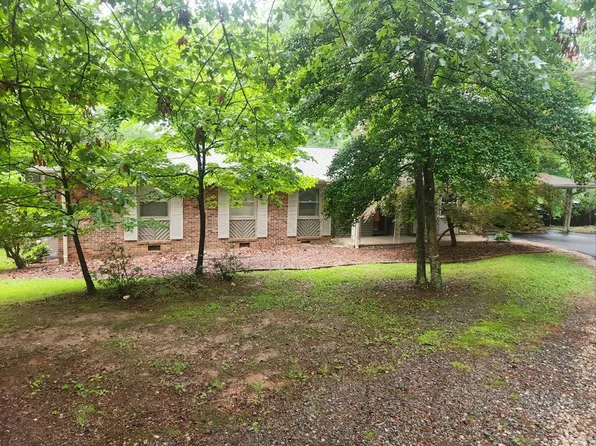 1794 Merifield Dr, Clarksville, VA 23927