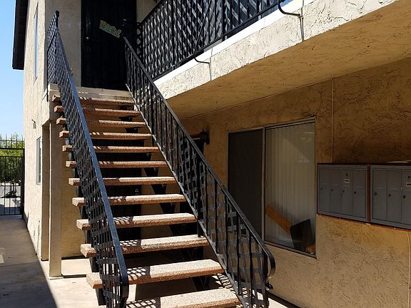3rd image of 4153 42nd St APT 2