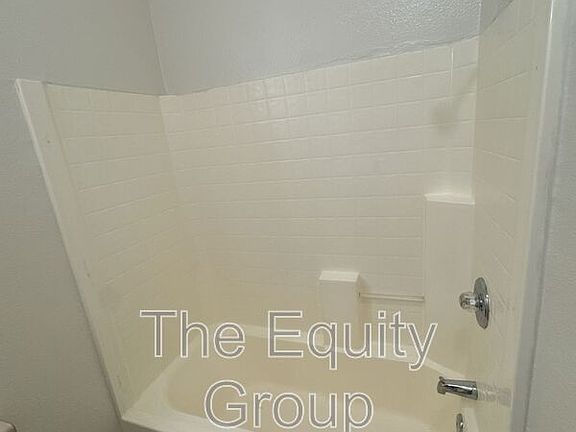 5th image of 2924 S Sallee Ct