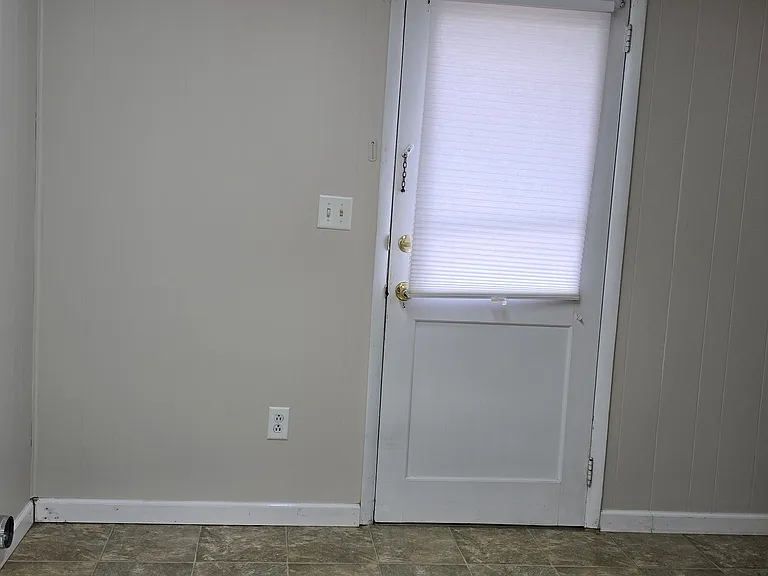 1511 Service St — Photo 35