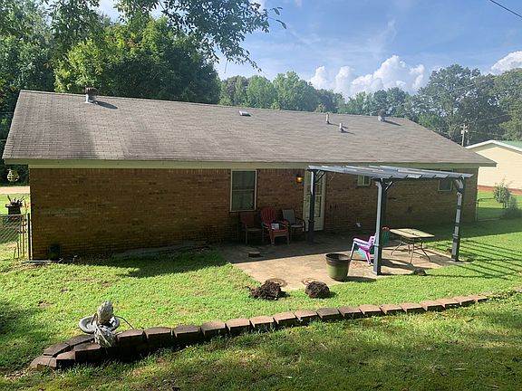 5th image of 716 Airway Acres Dr