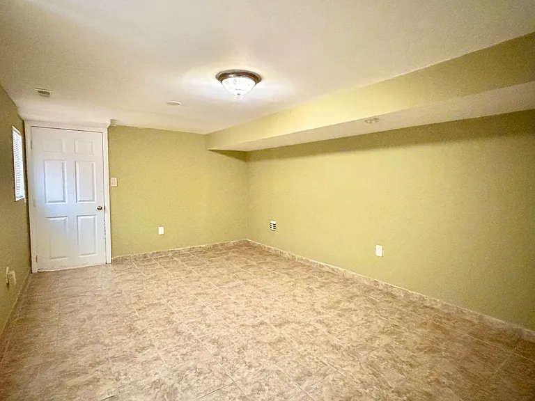 1131 N Gilmor St #B — Photo 7
