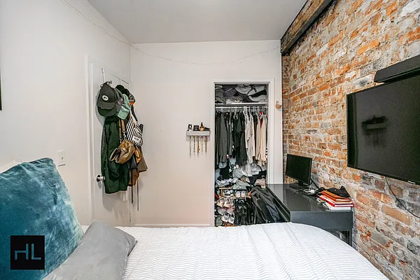 Rented by Highline Residential | media 17