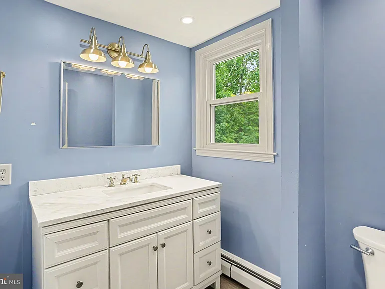 712 E Pine Ford Rd — Photo 19