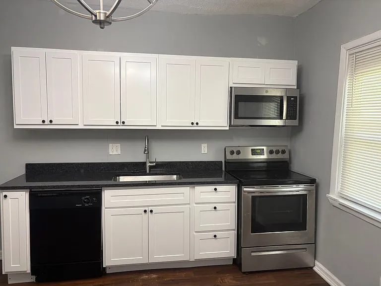 6636 Etzel Ave — Photo 9
