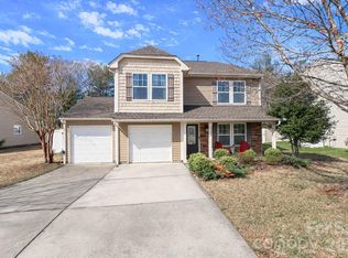 1123 Valley St, Statesville, NC 28677