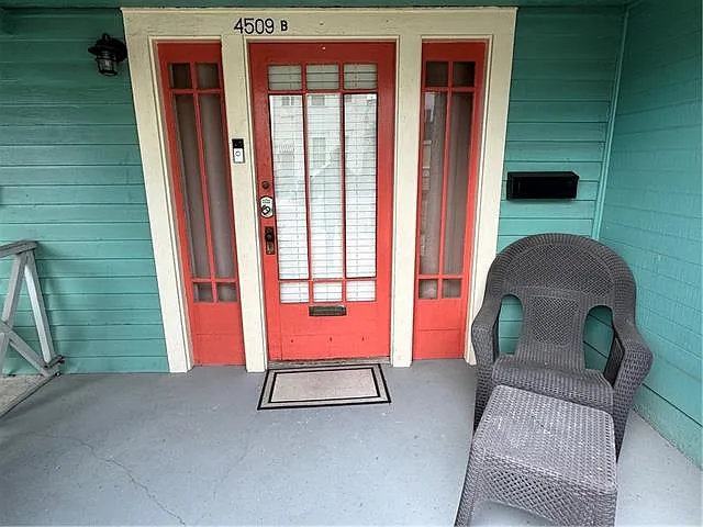4509 Annunciation St #B — Photo 2