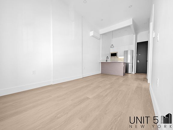 5th image of 686 Mac Donough St #3L