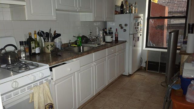 1st image of 122 2nd Ave APT 3