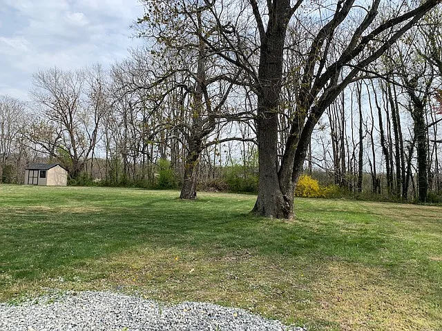 218 Claiborne Ave — Photo 11