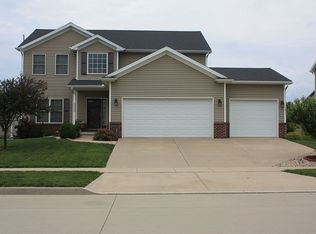 3002 Grey Hawk Dr, Normal, IL 61761