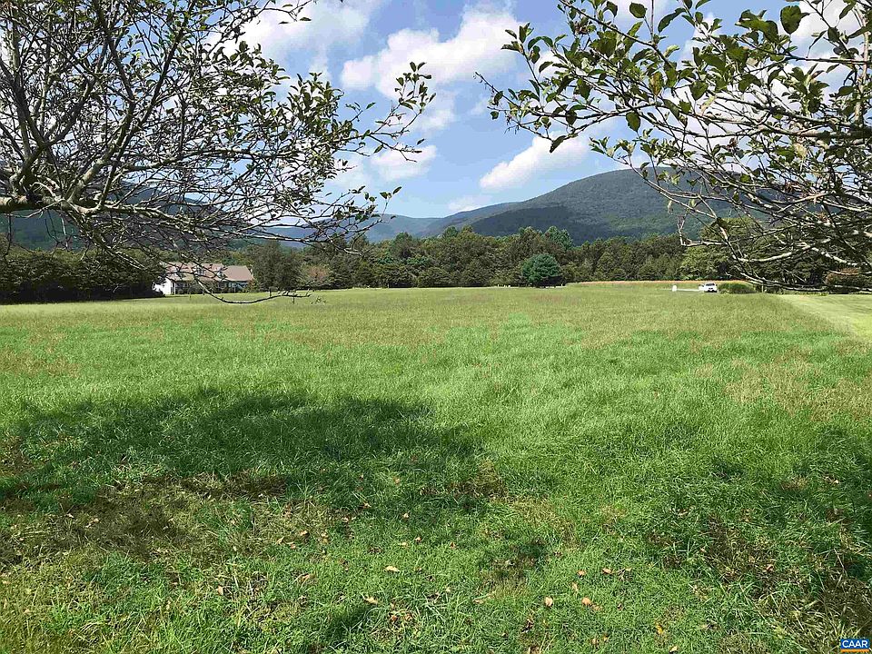 1st image of 3 Phillips Ln