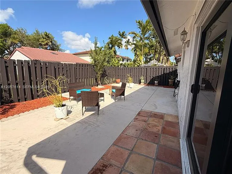 6641 NW 174th Ter #6641 — Photo 11