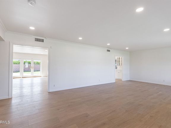 5th image of 6231 E Calle Del Paisano