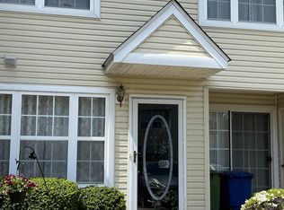 202 Quay Ct, Palmyra, NJ 08065
