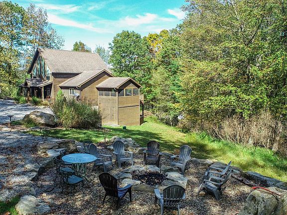 5th image of 329 Lemley Dr