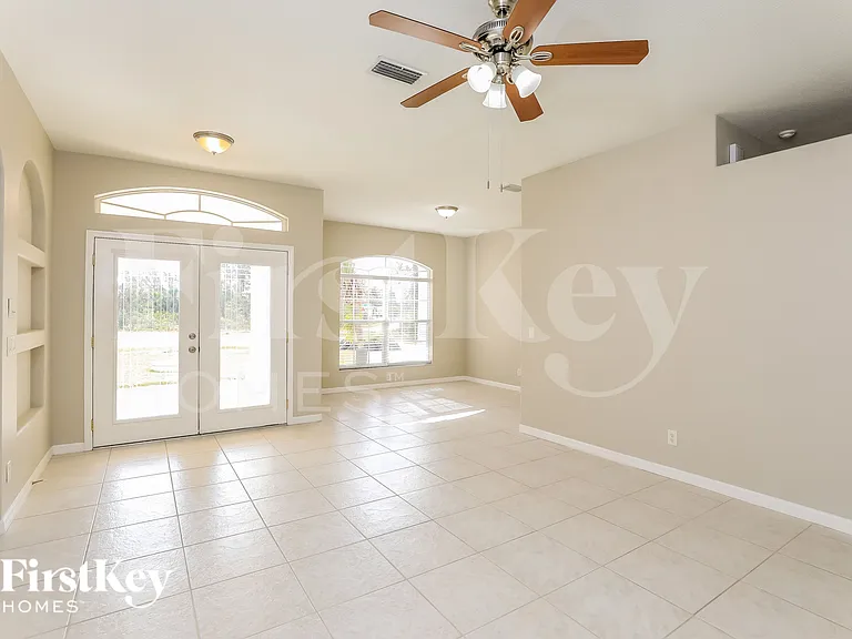 2322 Renfro Ave — Photo 3