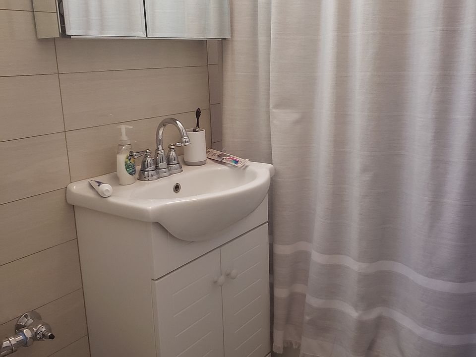 1st image of 515 Cathedral Pkwy Unit 6D