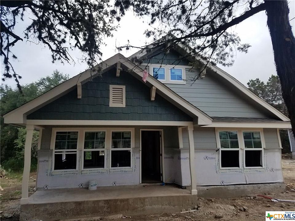 1st image of 2427 Candlelight Dr