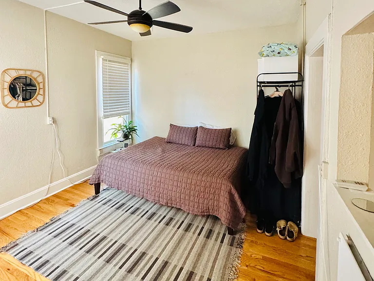 1638 N Franklin St #4 — Photo 3