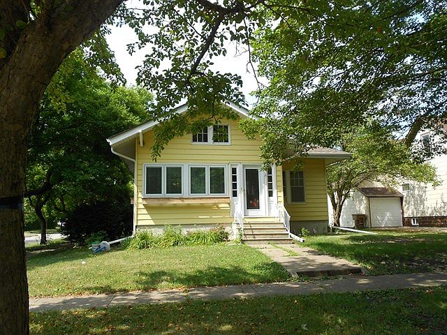 2nd image of 752 Court St