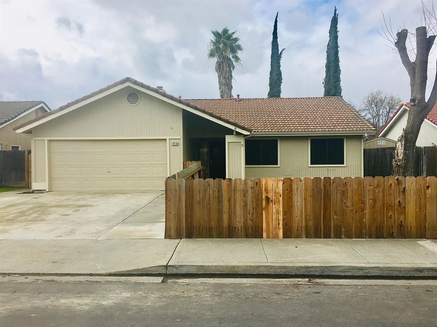229 N McClure Rd photo 1