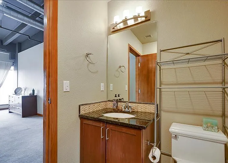 100 Park Ave W #2104 — Photo 21