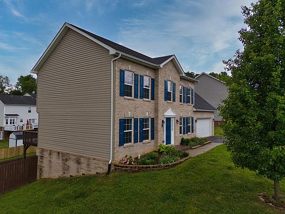 4th image of 1480 Kensington Way