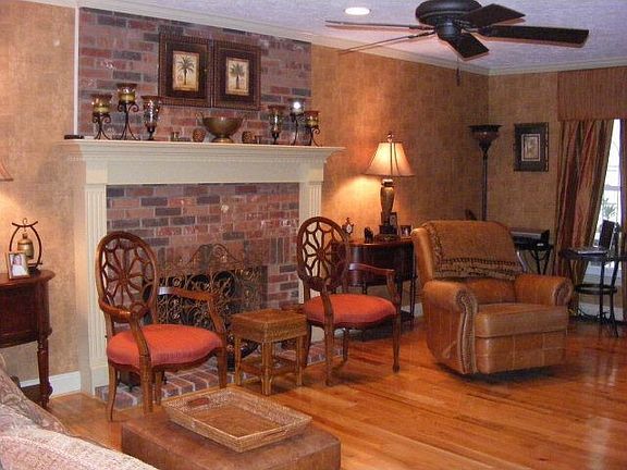 4th image of 17 Shennecock Ct