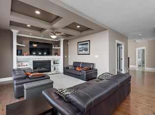 3620 Claxton Pl SW, Edmonton, AB T6W2K8