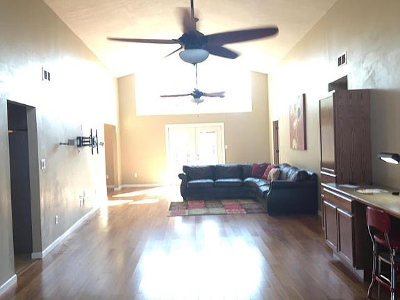 5th image of 336 Holmes Blvd