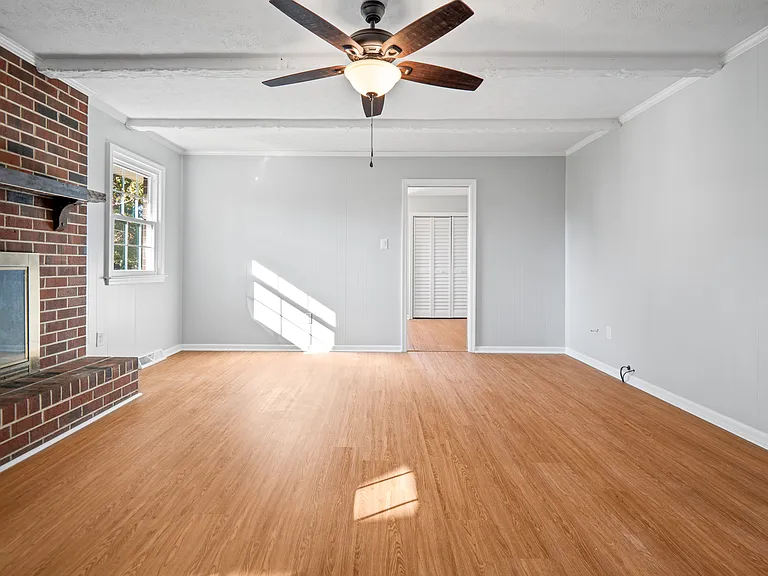 3908 Pfost Ave — Photo 25
