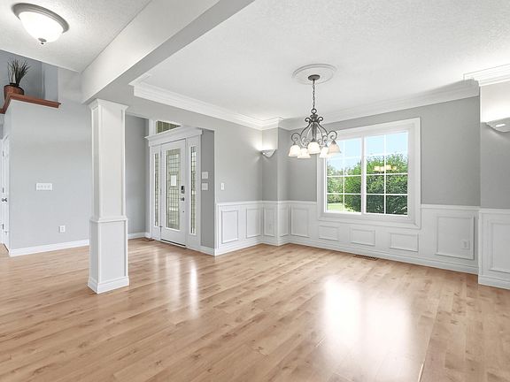 5th image of 5714 Hollopeter Rd