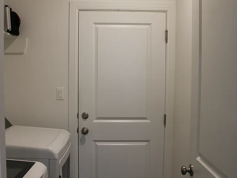2417 Paso Dr — Photo 16