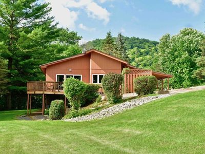 350 Taylor Hill Dr, Altura, MN, 55910