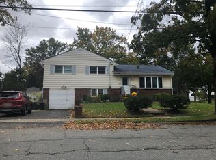 207 Delong Ave, Dumont, NJ 07628