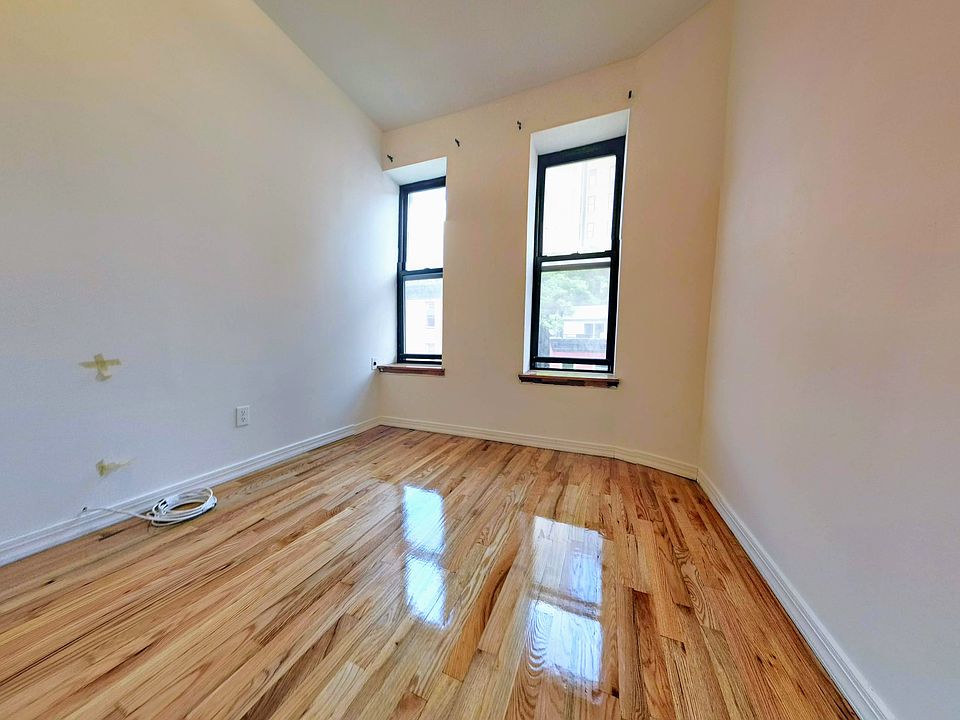 2nd image of 188 2nd Ave APT 19