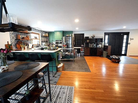 5th image of 17 Walbridge Rd