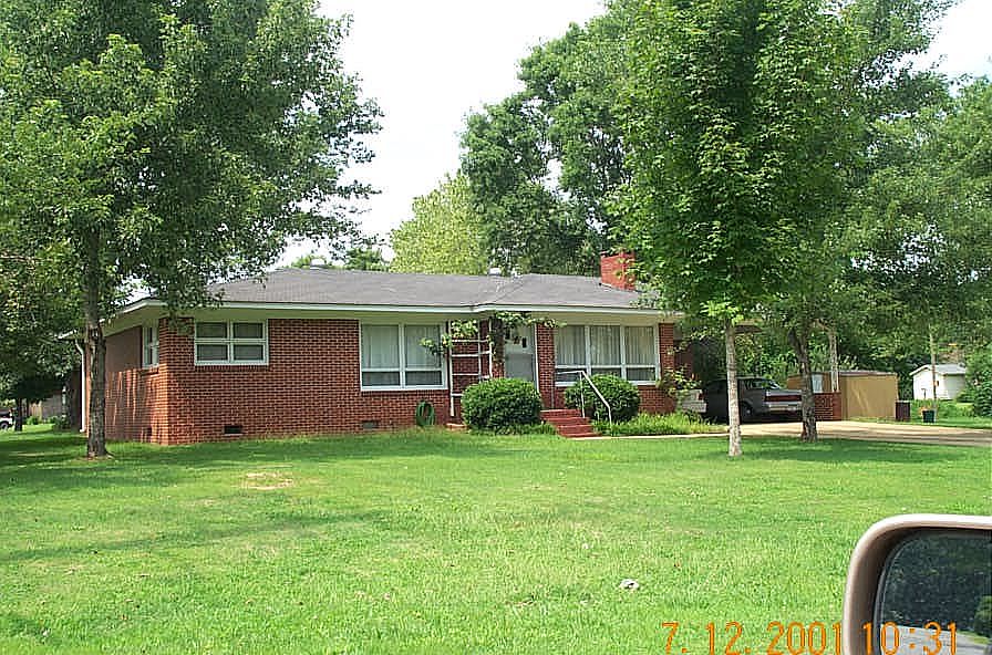 2nd image of 209 Forest Dr